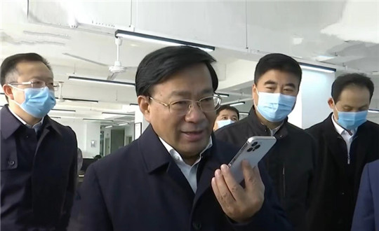 封一： 吉林省委副书记、省长韩俊莅临TG反波胆伊通供热_副本.jpg